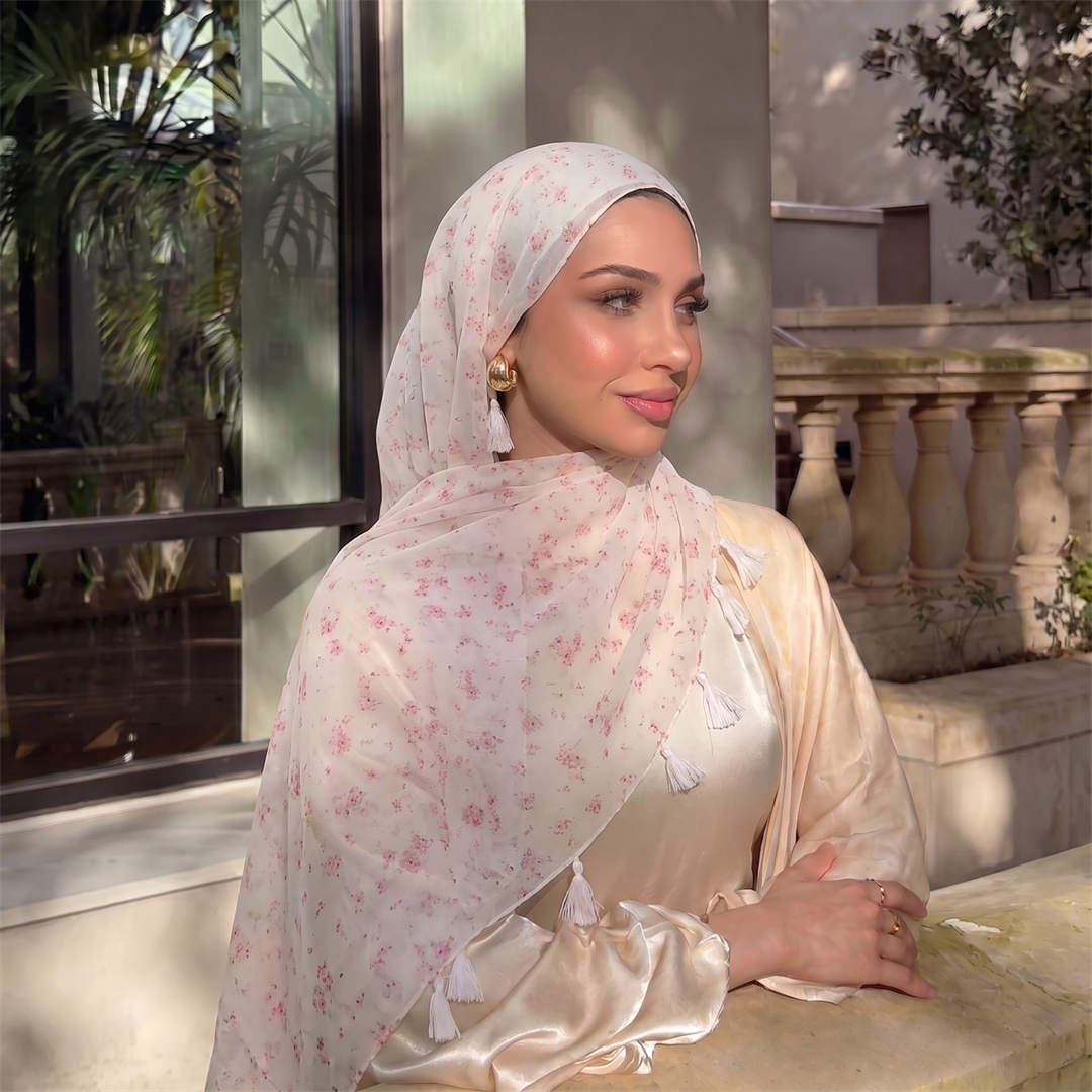 Trend Women Fashion - Fashion Women Tassel Hijab Soft Scarf